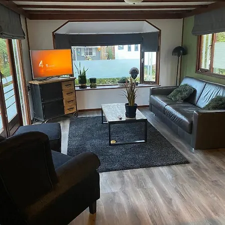 Chalet Midden In Het Centraal Veluws Natuurgebied *