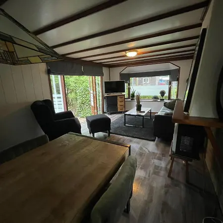 Chalet Midden In Het Centraal Veluws Natuurgebied