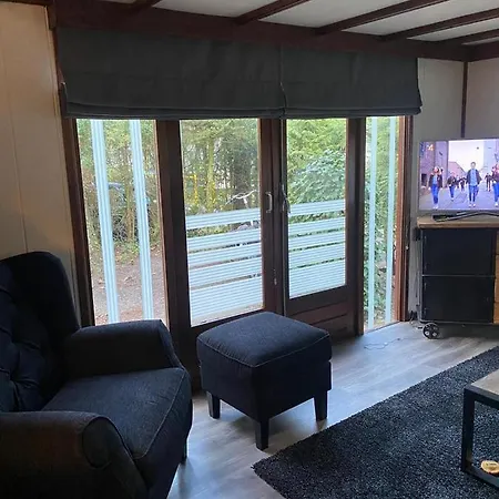 Chalet Midden In Het Centraal Veluws Natuurgebied